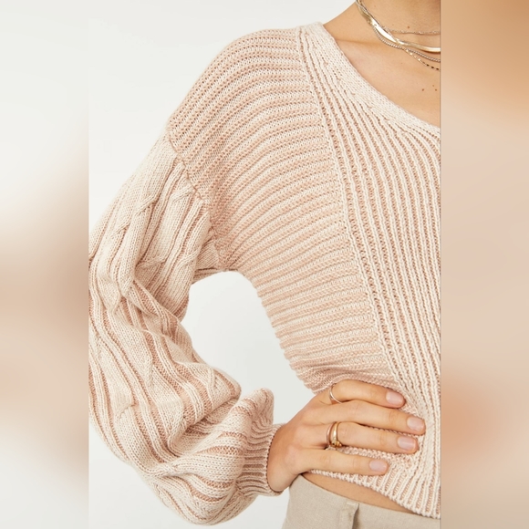 Free People Sweater - Picture 4 of 10